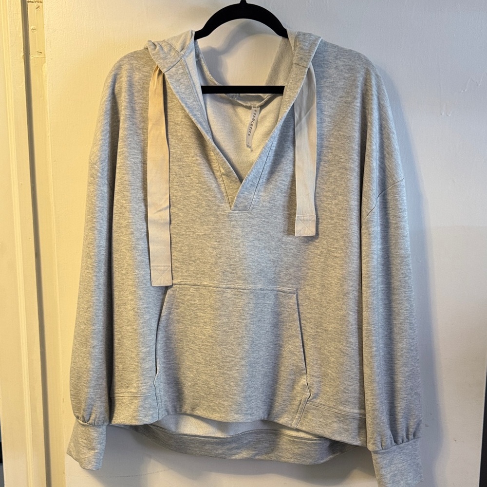 Fabletics Light Gray Hooded Top Oversized, Large